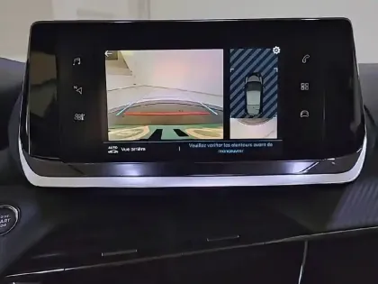 Photo 20 Peugeot 208  Electrique 50 kWh 136ch