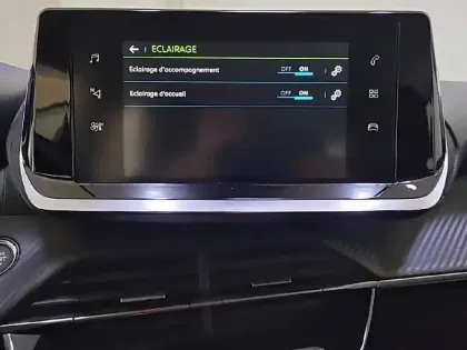 Photo 23 Peugeot 208  Electrique 50 kWh 136ch