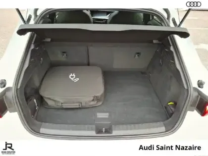 Photo 97 Audi A3  Sportback 40 TFSIe 204 S tronic 6