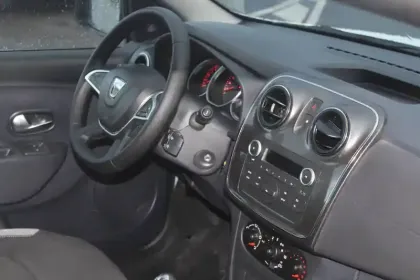 Photo 36 Dacia Sandero  SCe 75