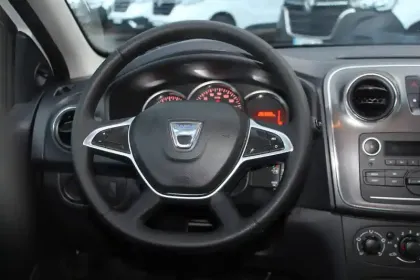 Photo 42 Dacia Sandero  SCe 75