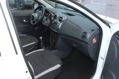 Photo 35 Dacia Sandero  SCe 75