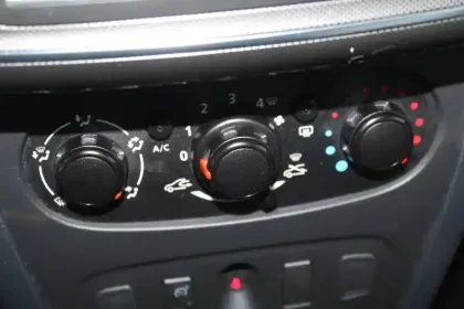 Photo 16 Dacia Sandero  SCe 75