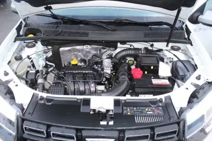 Photo 22 Dacia Sandero  SCe 75