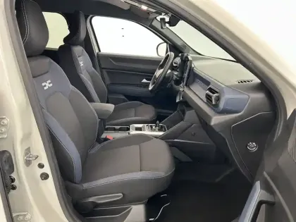 Photo 22 Dacia Duster  Hybrid 140