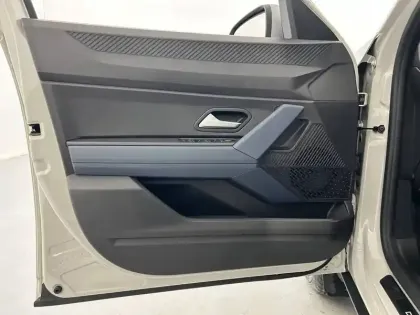 Photo 19 Dacia Duster  Hybrid 140