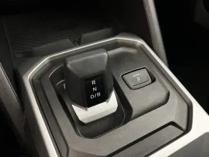 Photo 21 Dacia Duster  Hybrid 140