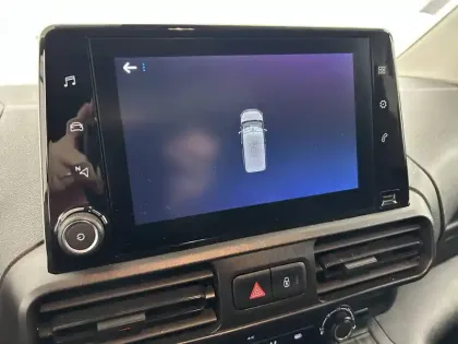 Photo 28 Peugeot Partner  FOURGON STANDARD 650 KG BLUEHDI 100 S&S BVM5