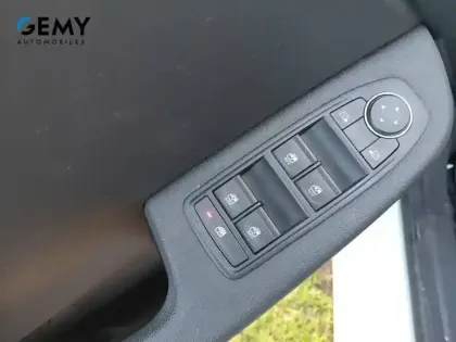 Photo 11 Renault Clio  SCe 65