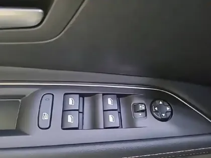 Photo 30 Peugeot 3008  Puretech 130ch S&S EAT8