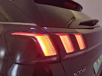 Photo 16 Peugeot 3008  Puretech 130ch S&S EAT8