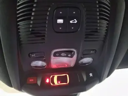 Photo 26 Peugeot 3008  Puretech 130ch S&S EAT8