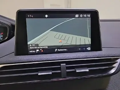 Photo 18 Peugeot 3008  Puretech 130ch S&S EAT8