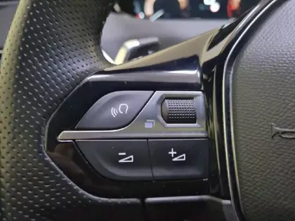 Photo 28 Peugeot 3008  Puretech 130ch S&S EAT8