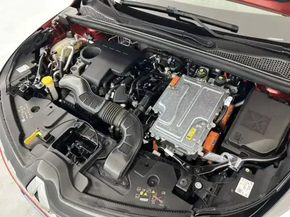 Photo 35 Renault Captur  E-Tech 145 - 21