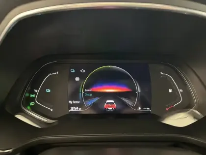 Photo 30 Renault Captur  E-Tech 145 - 21