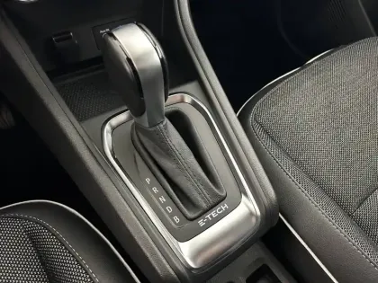 Photo 26 Renault Captur  E-Tech 145 - 21