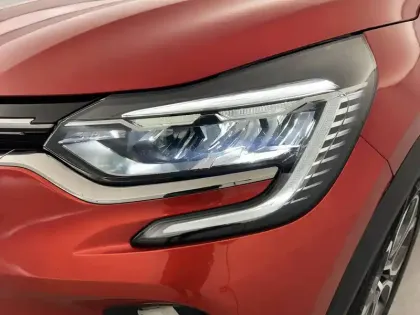 Photo 34 Renault Captur  E-Tech 145 - 21