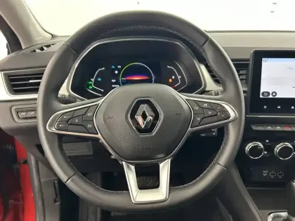 Photo 28 Renault Captur  E-Tech 145 - 21