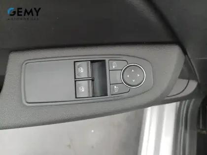 Photo 11 Renault Clio  TCe 90