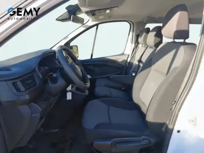 Photo 8 Renault Trafic  L1 dCi 150 Energy S&S