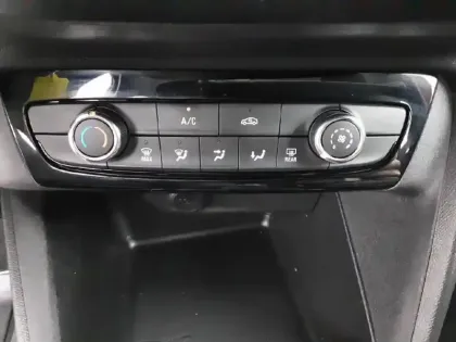 Photo 37 Opel Corsa  1.2 75 ch BVM5