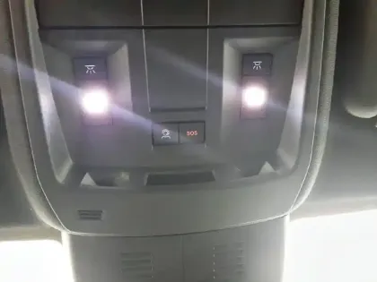 Photo 46 Peugeot 3008  Hybrid 136 e-DCS6