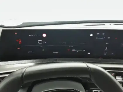 Photo 37 Peugeot 3008  Hybrid 136 e-DCS6