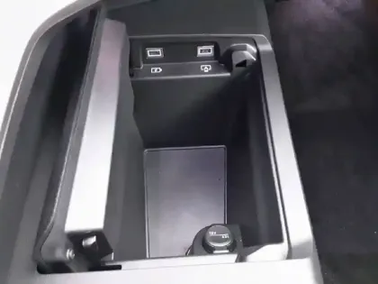 Photo 55 Peugeot 3008  Hybrid 136 e-DCS6