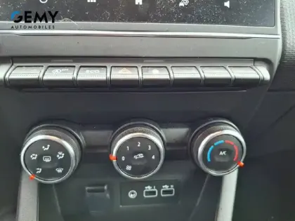 Photo 49 Renault Clio Gén. V (BJA) Ph1 NG Equilibre 5