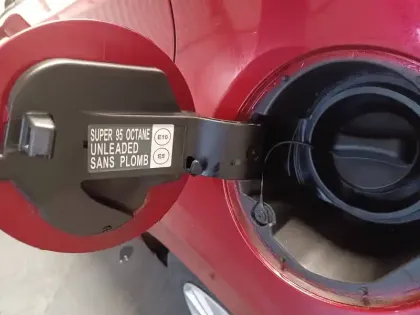 Photo 38 Nissan Micra  IG-T 92