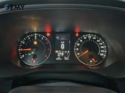 Photo 80 Renault Arkana  mild hybrid 140 EDC FAP - 22