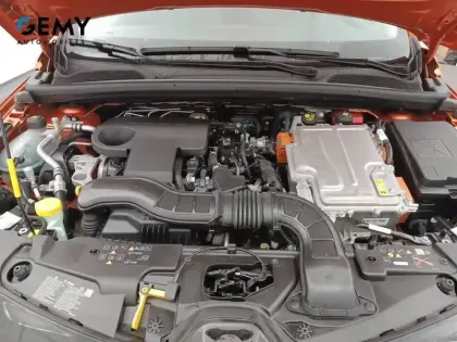 Photo 14 Renault Clio  E-Tech full hybrid 145 ch GSR2
