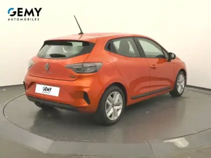 Photo 17 Renault Clio  E-Tech full hybrid 145 ch GSR2