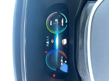 Photo 16 Renault Arkana  E-Tech hybride 145 - 22