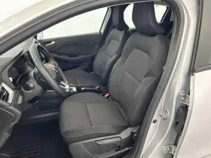 Photo 18 Renault Clio  E-Tech 140 - 21N