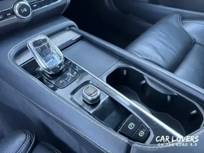 Photo 12 Volvo V90  B4 (Diesel) 197 ch Geartronic 8