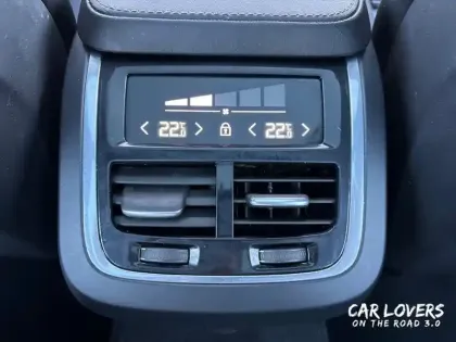 Photo 33 Volvo V90  B4 (Diesel) 197 ch Geartronic 8