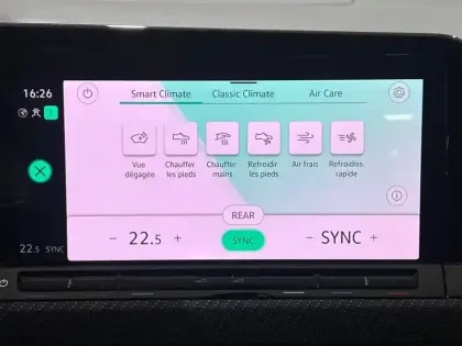 Photo 121 Volkswagen Golf  1.5 eTSI OPF 150 DSG7