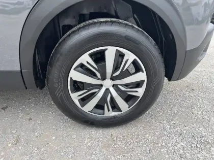 Photo 10 Peugeot 2008  PureTech 100 S&S BVM6