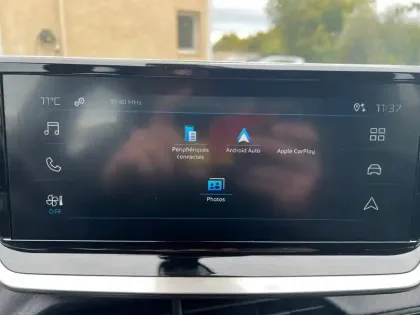 Photo 12 Peugeot 2008  PureTech 100 S&S BVM6