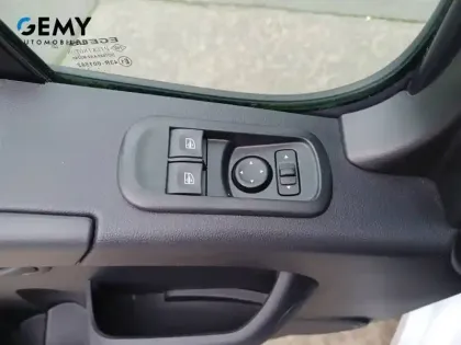 Photo 12 Renault Master  FGN TRAC F3500 L2H2 BLUE DCI 135