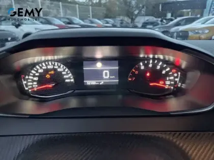 Photo 11 Peugeot 2008  BlueHDi 110 S&S BVM6