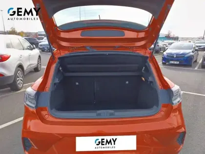 Photo 28 Renault Clio  E-Tech full hybrid 145 ch GSR2