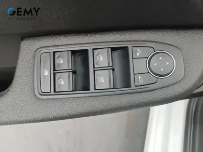 Photo 11 Renault Clio  SCe 65