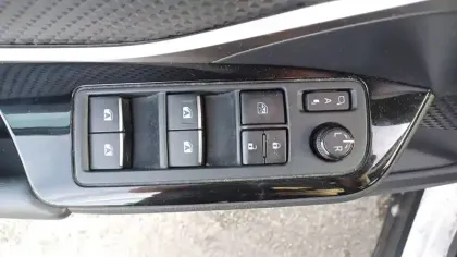 Photo 37 Toyota C-HR  Hybride 122h