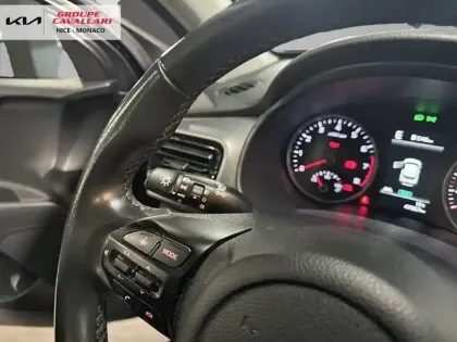 Photo 11 Kia Stonic  1.0 T-GDi 120 ch MHEV iBVM6