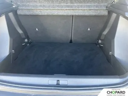 Photo 32 Peugeot 2008  PureTech 100 S&S BVM6