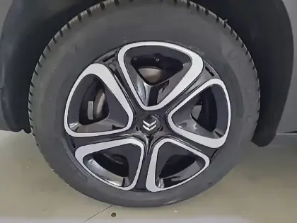 Photo 12 Citroën C3 Aircross  PureTech 110 S&S BVM6