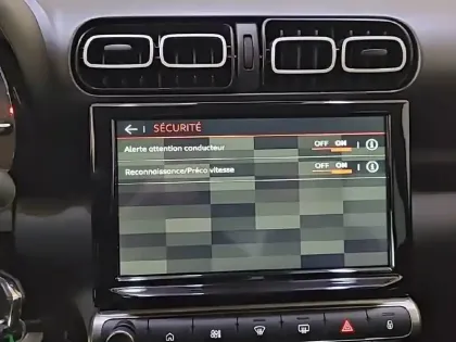 Photo 21 Citroën C3 Aircross  PureTech 110 S&S BVM6